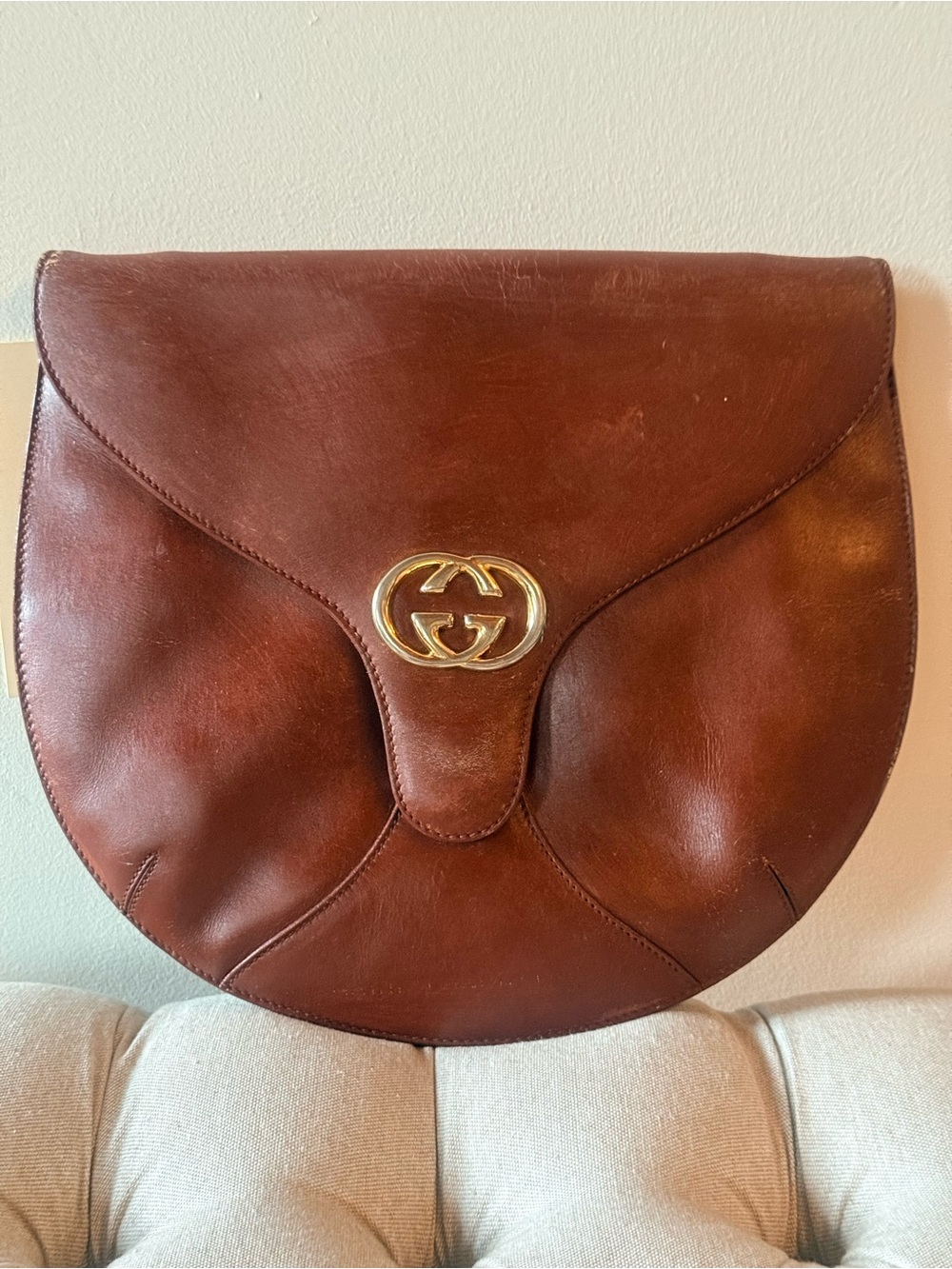 Vintage 1970s Gucci Leather Half-Moon Clutch w/ Rare Knight Crest Charm